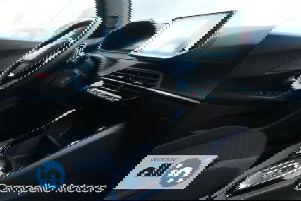 Peugeot 2008 usata a Venezia (10)