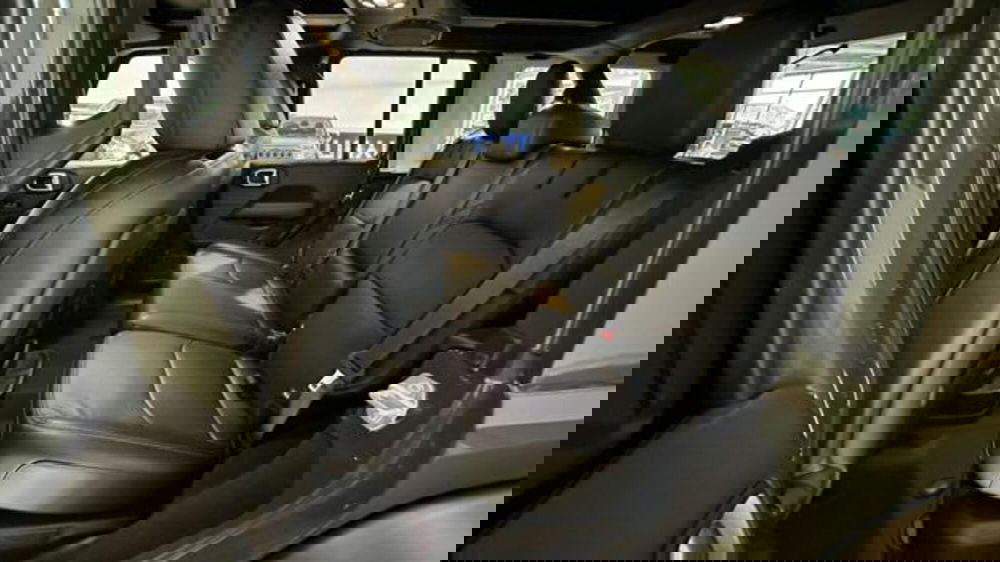 Jeep Wrangler Unlimited usata a Reggio Emilia (12)