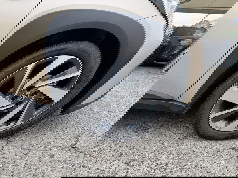 Toyota Aygo X usata a Como (13)