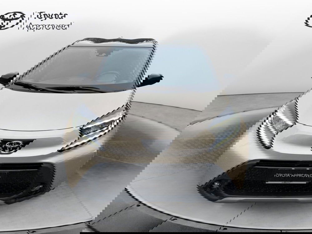 Toyota Aygo X usata a Como (4)