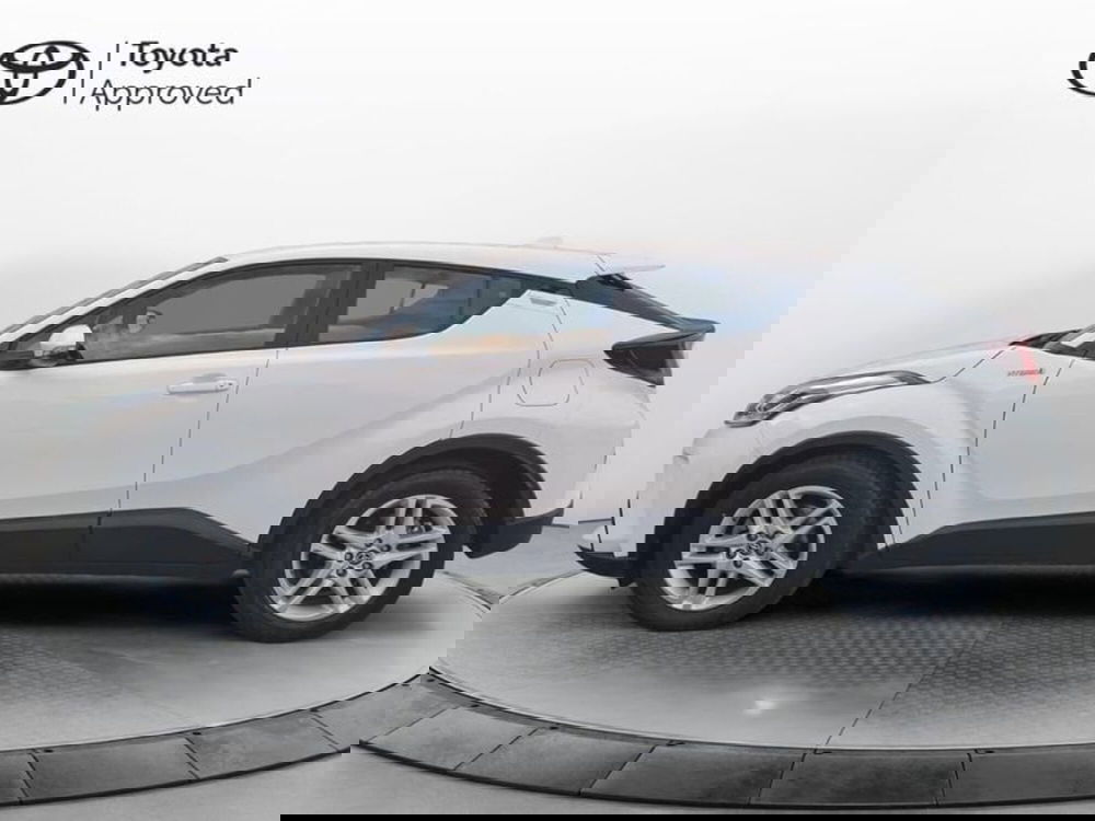 Toyota Toyota C-HR usata a Cagliari (5)