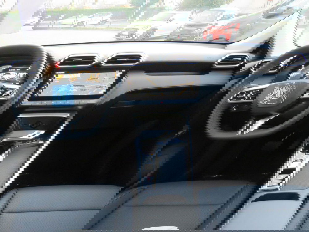 Mg ZS nuova a Monza e Brianza (2)