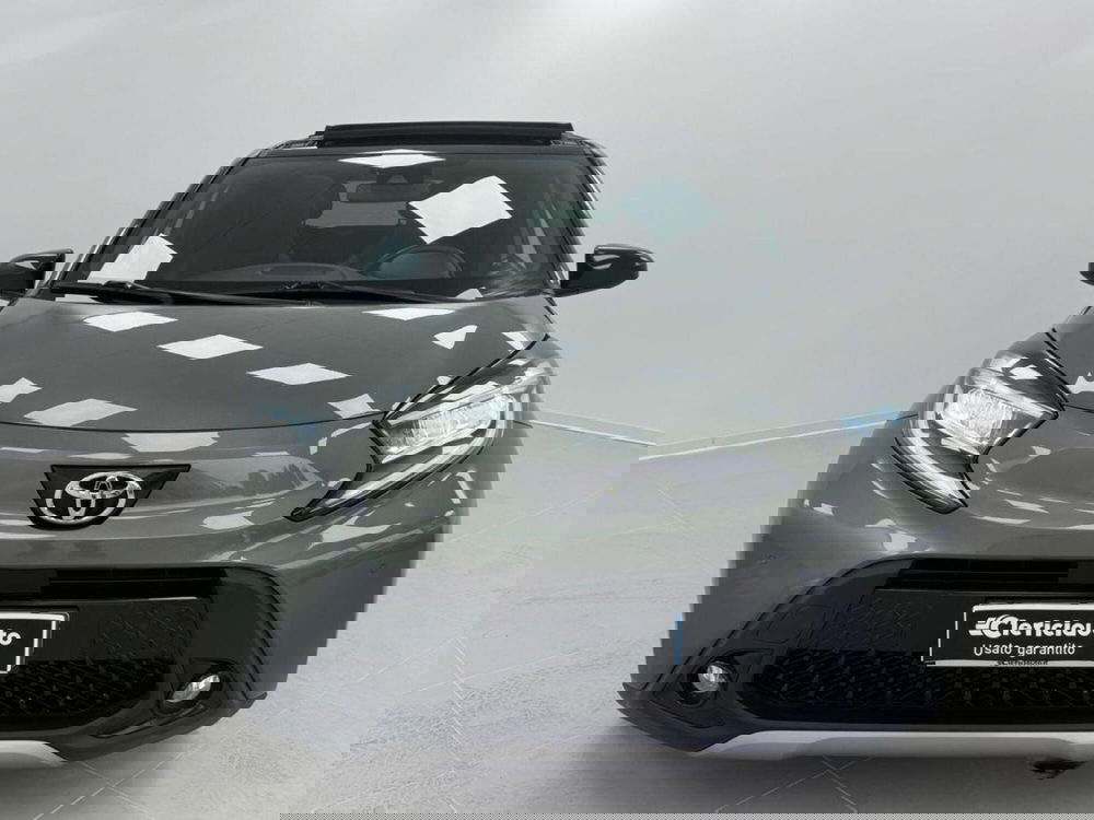 Toyota Aygo X usata a Como (6)