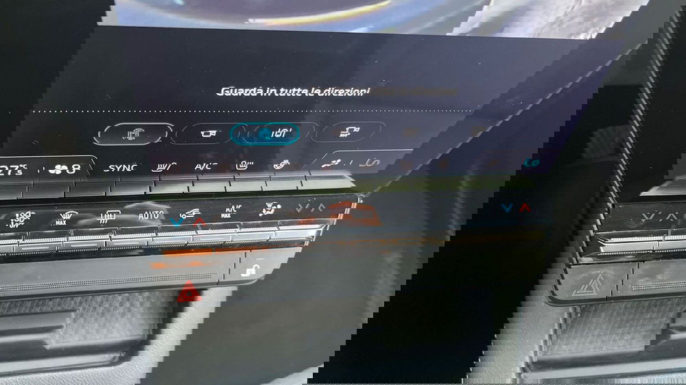 Renault Megane E-Tech Electric usata a Parma (15)