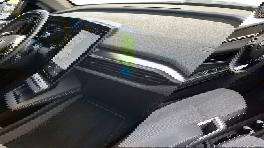 Renault Megane E-Tech Electric usata a Parma (6)
