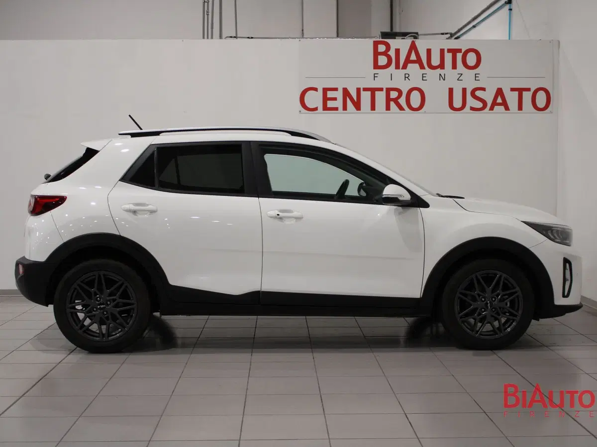 Kia Stonic usata a Firenze (17)
