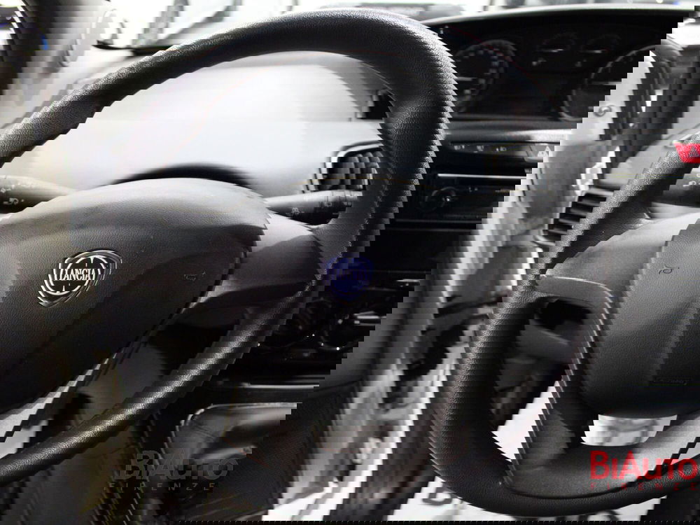 Lancia Ypsilon usata a Firenze (10)