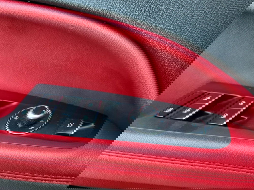 Alfa Romeo Stelvio usata a Teramo (13)