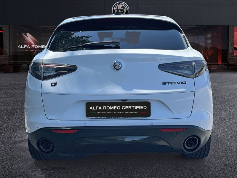 Alfa Romeo Stelvio usata a Teramo (4)