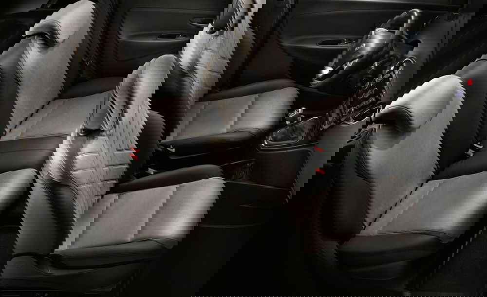 Lancia Ypsilon usata a Teramo (9)