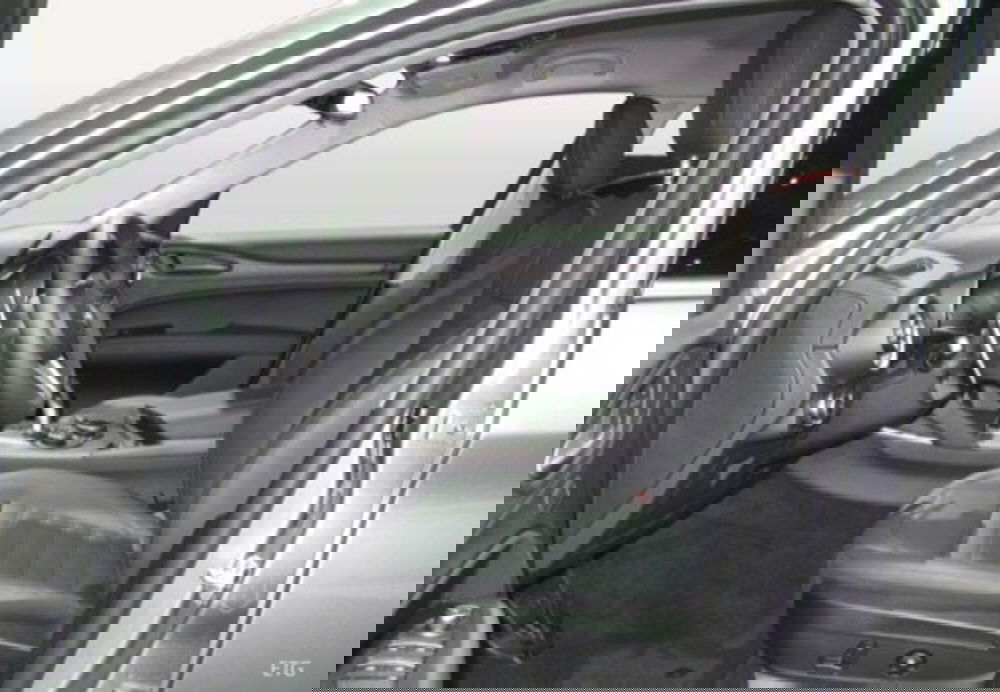 Alfa Romeo Stelvio usata a Pescara (10)