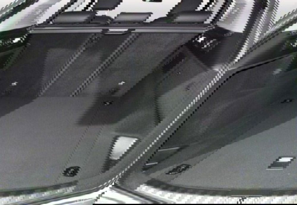 Alfa Romeo Stelvio usata a Pescara (13)