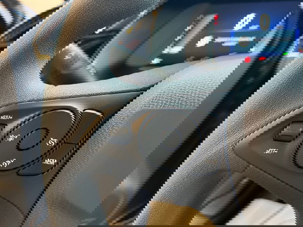 Opel Corsa nuova a Bari (19)