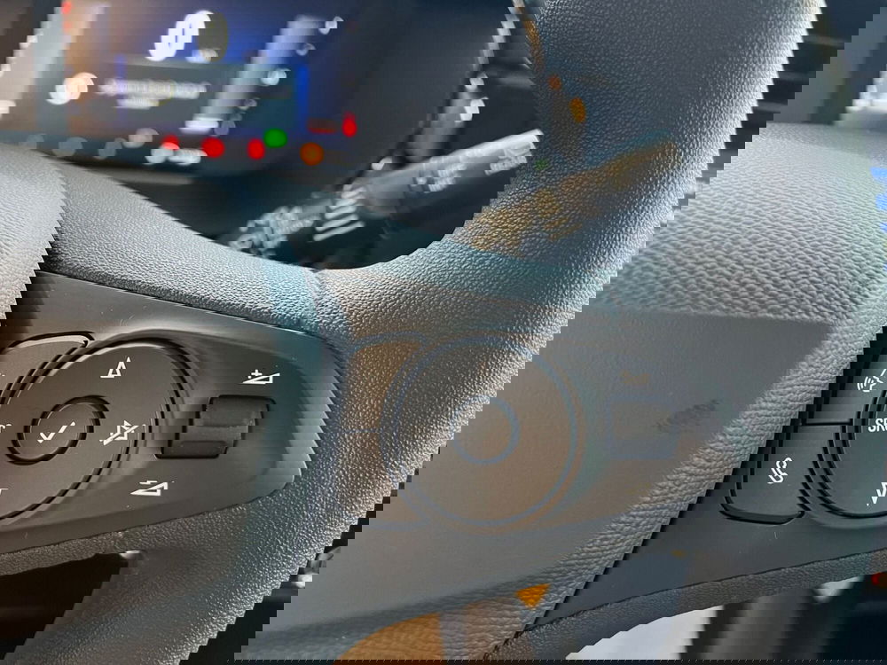 Opel Corsa nuova a Bari (20)