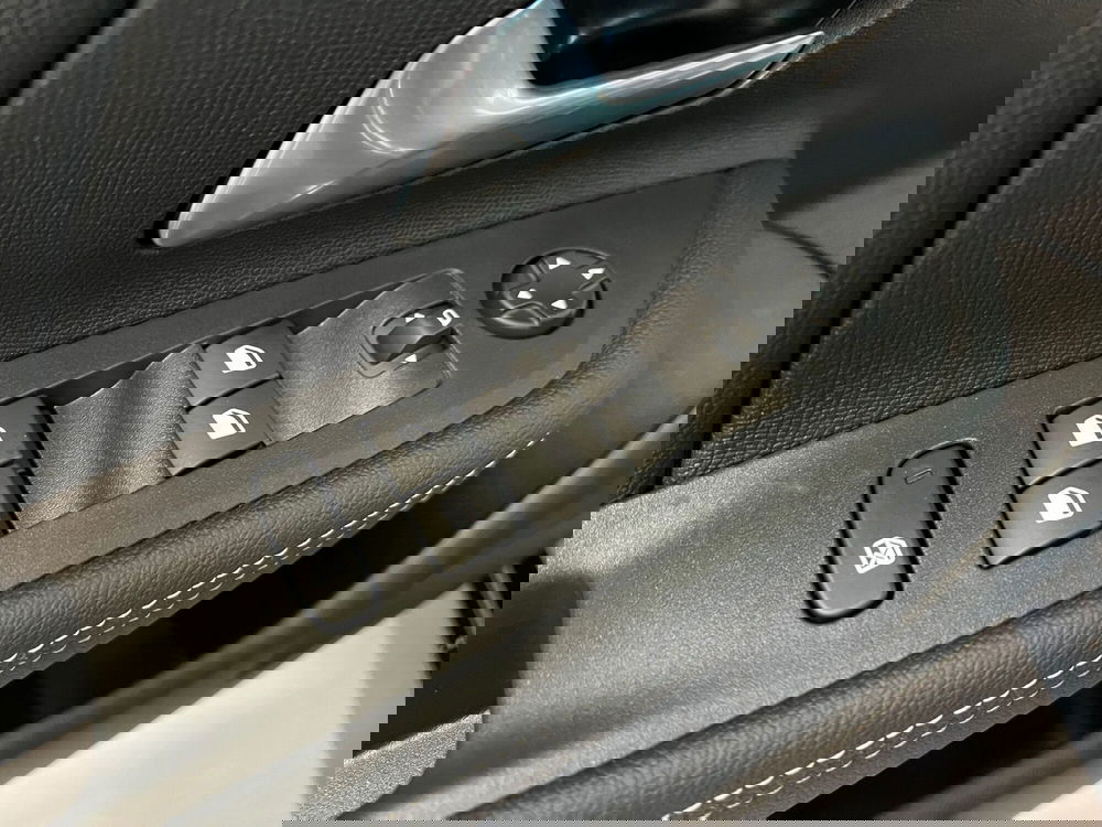 Opel Mokka nuova a Bari (12)