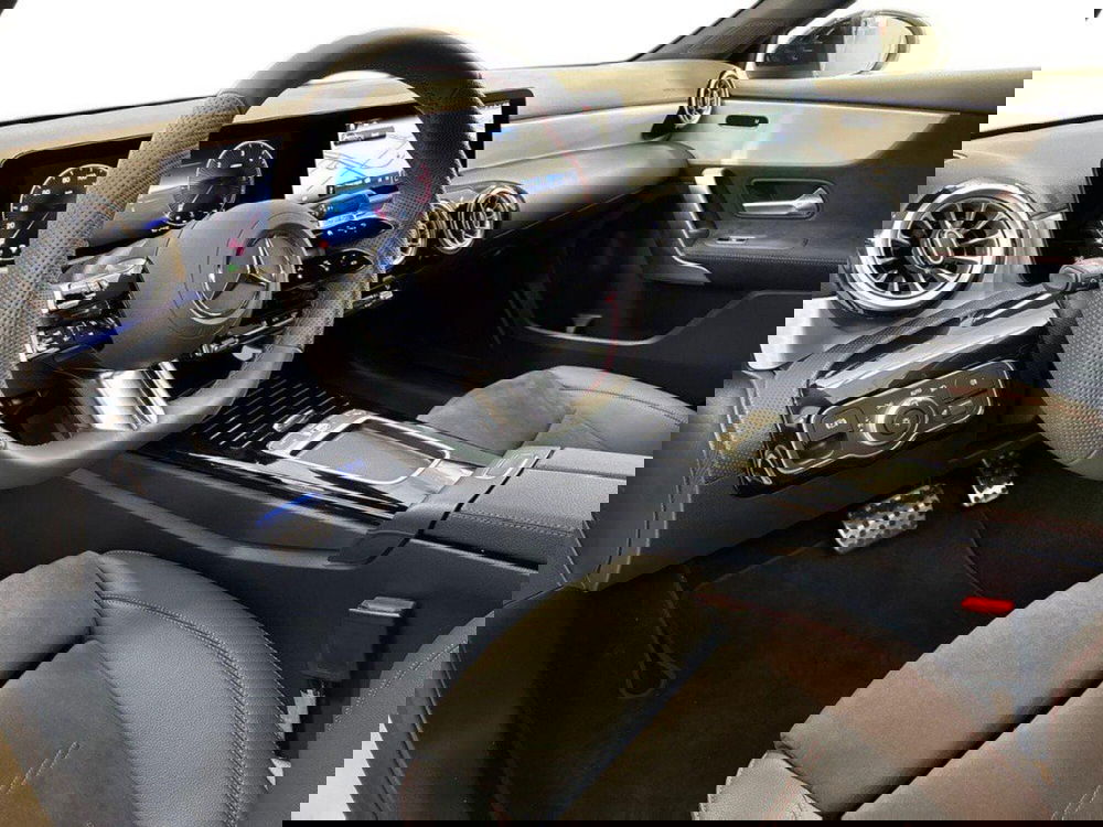 Mercedes-Benz Classe A Sedan nuova a Rimini (16)