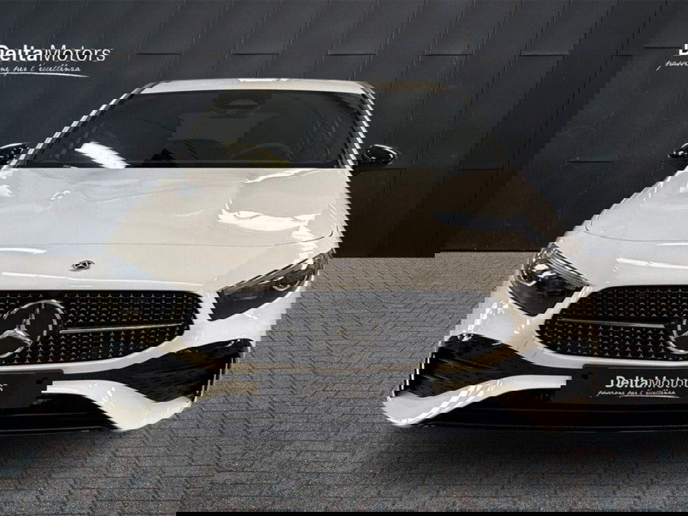 Mercedes-Benz Classe A Sedan nuova a Rimini (6)