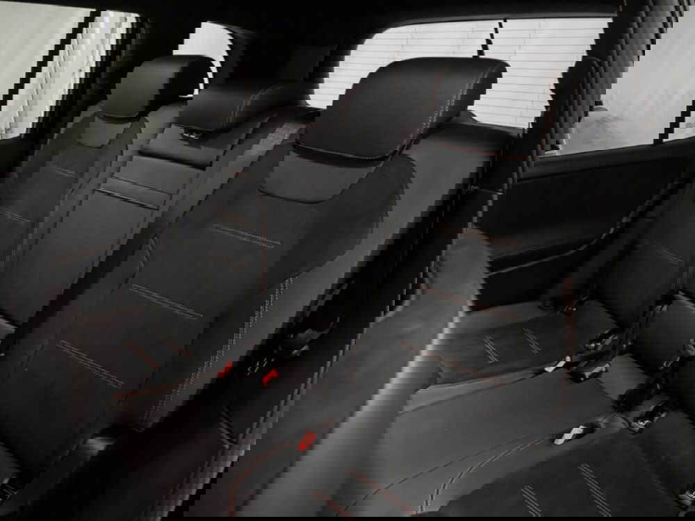 Mercedes-Benz EQB nuova a Macerata (11)