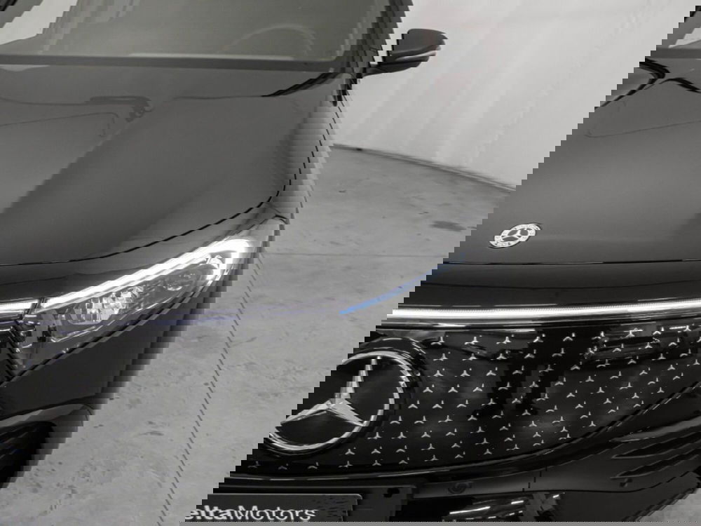 Mercedes-Benz EQB nuova a Macerata (2)