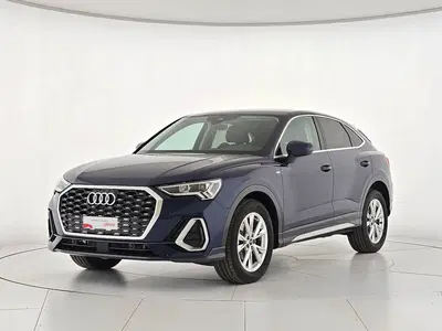 Audi Q3 Sportback 35 2.0 tdi S line edition s-tronic del 2025 usata a Borgo San Dalmazzo