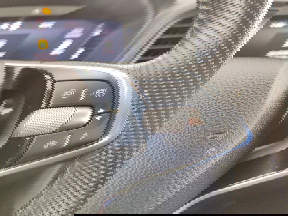 Skoda Karoq usata a Massa-Carrara (15)