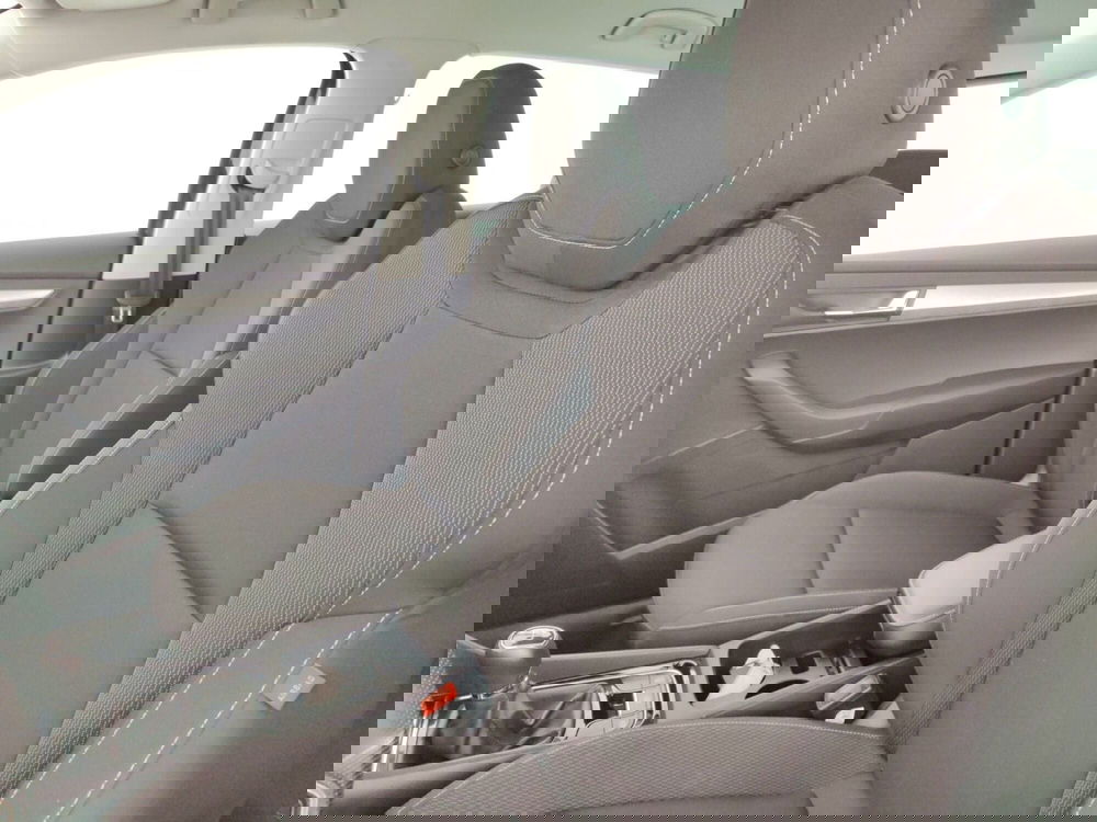 Skoda Karoq usata a Massa-Carrara (9)