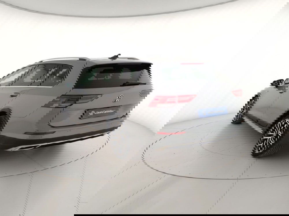 Volkswagen Golf Variant usata a Massa-Carrara (2)