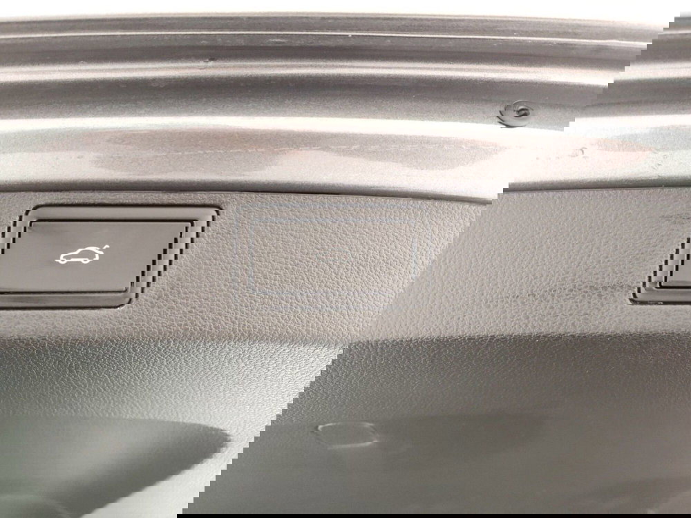 Skoda Scala nuova a Massa-Carrara (8)