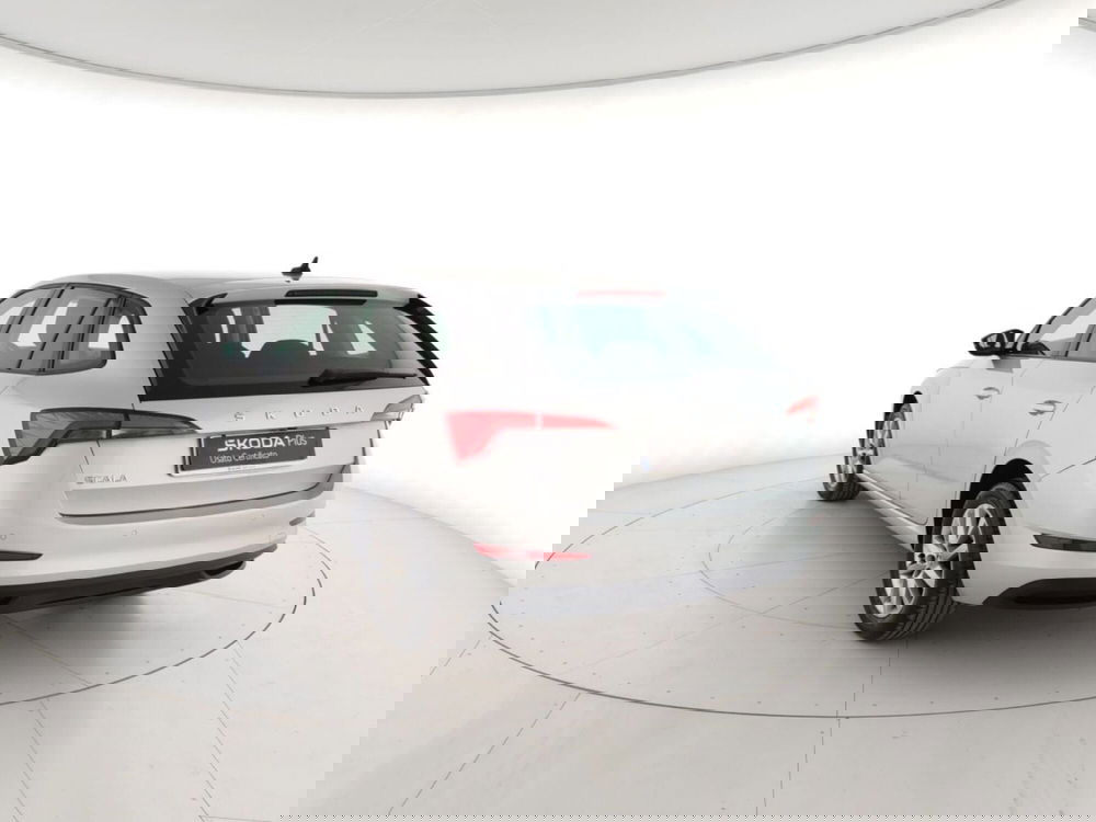 Skoda Scala usata a Massa-Carrara (2)