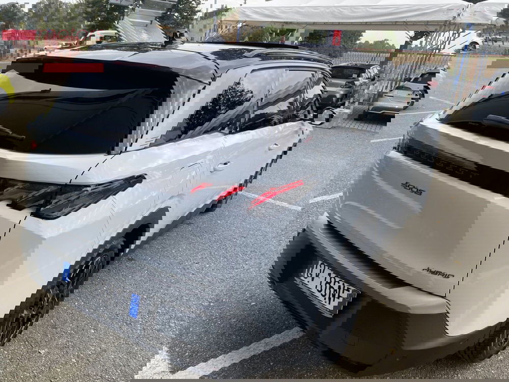 Peugeot 5008 nuova a Modena (11)