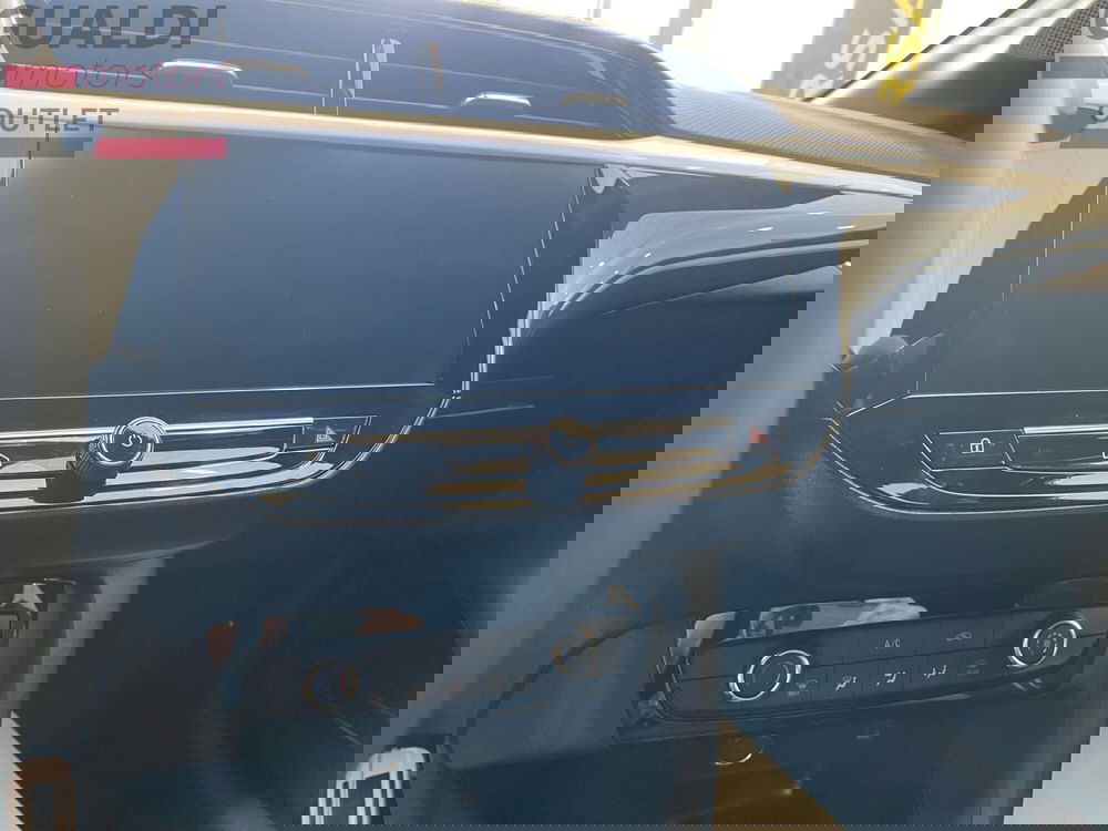 Opel Corsa nuova a Modena (8)