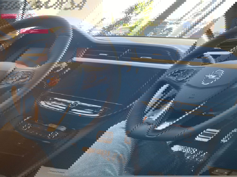 Opel Corsa nuova a Modena (9)