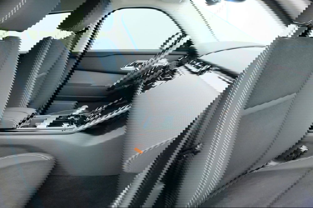 Land Rover Range Rover Velar usata a Mantova (3)