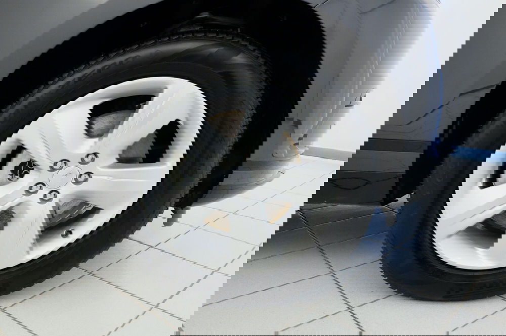 Land Rover Range Rover Velar usata a Mantova (9)