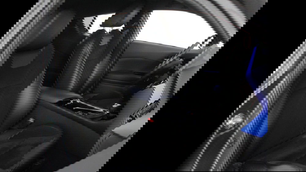 Toyota Toyota C-HR usata a Palermo (6)