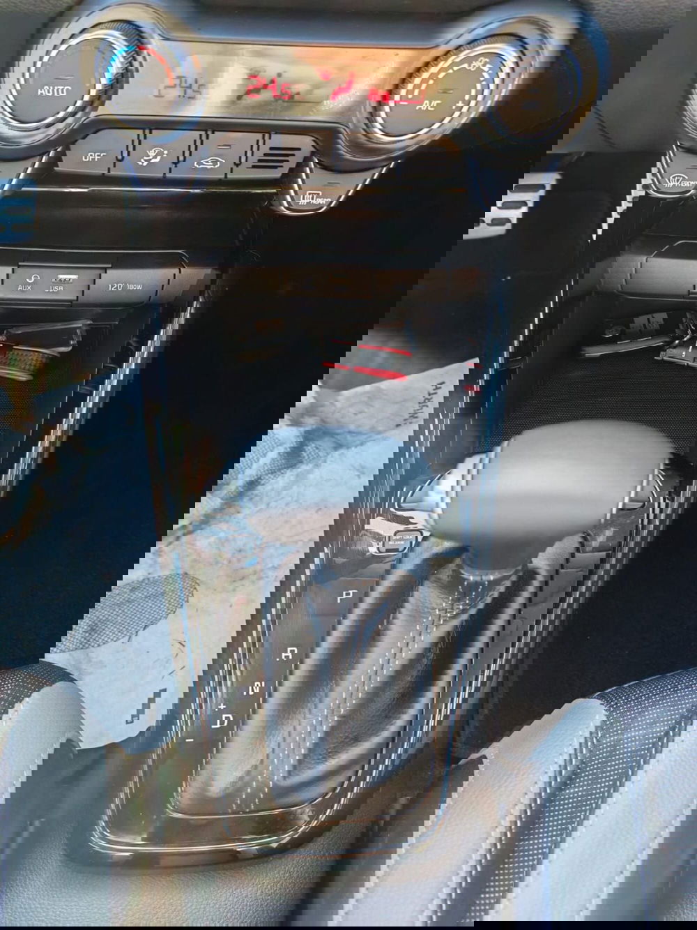 Kia Stonic usata a Rimini (14)