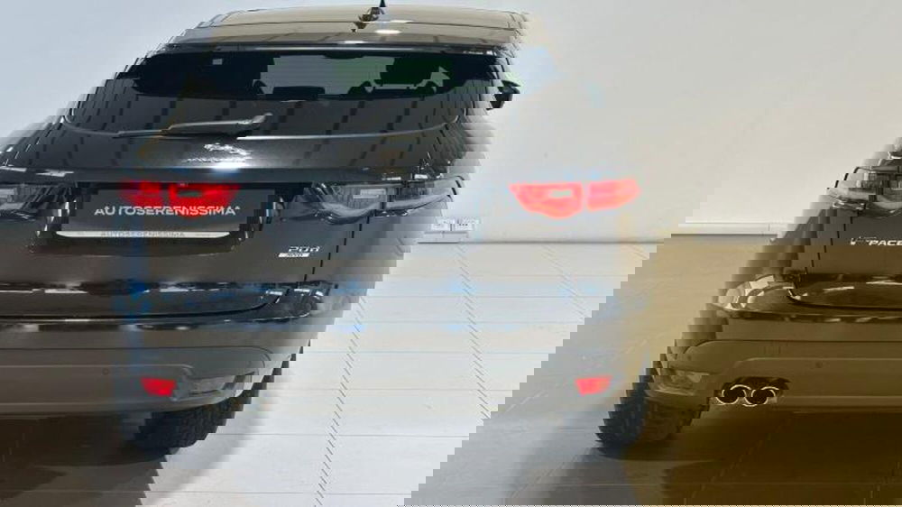 Jaguar F-Pace usata a Venezia (7)