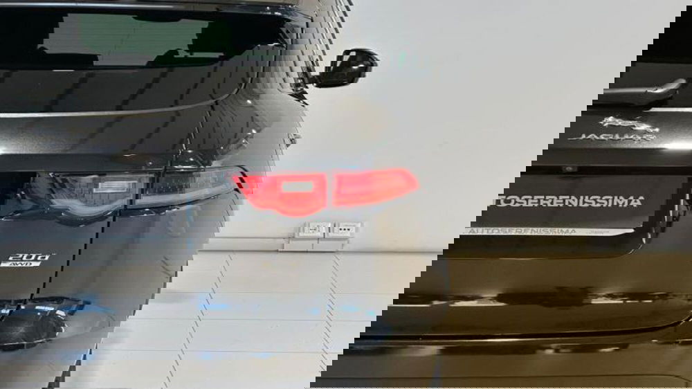 Jaguar F-Pace usata a Venezia (8)