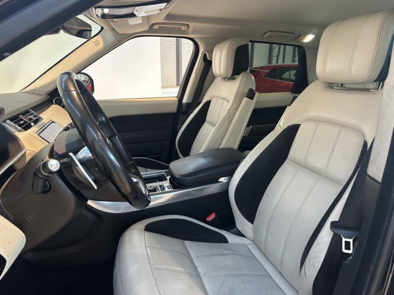 Land Rover Range Rover Sport usata a Venezia (10)