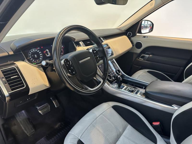 Land Rover Range Rover Sport usata a Venezia (9)