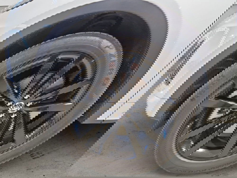 Jaguar E-Pace usata a Firenze (9)