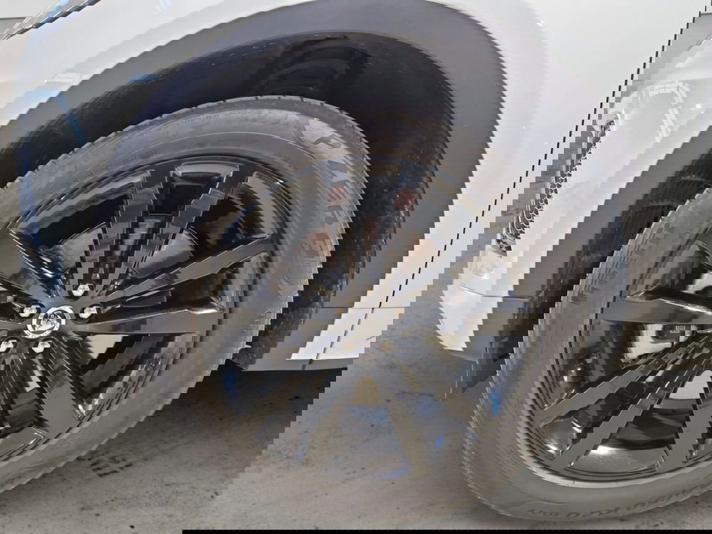 Jaguar E-Pace usata a Firenze (9)