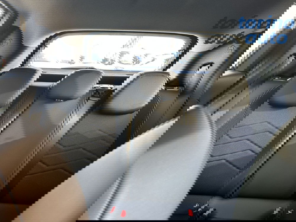 Jeep Avenger nuova a Torino (13)