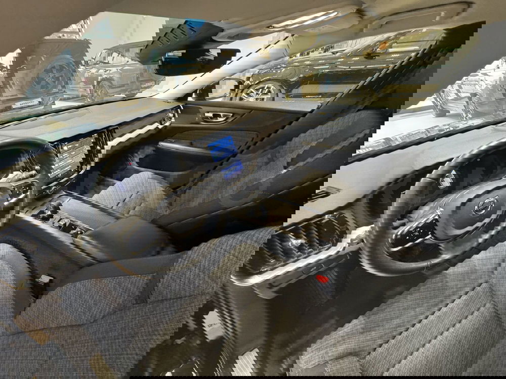 Volvo V60 Cross Country usata a Forlì-Cesena (9)