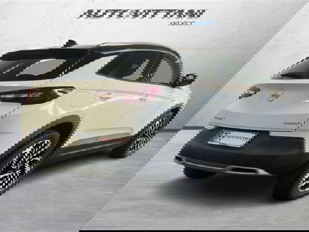 Opel Grandland X usata a Como (3)