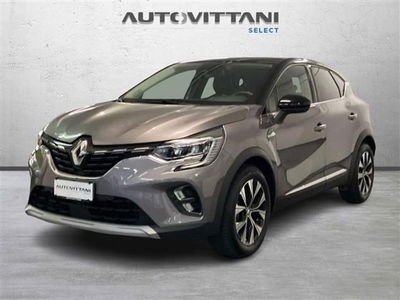 Renault Captur 1.6 full hybrid Techno 145cv auto del 2023 usata a Como