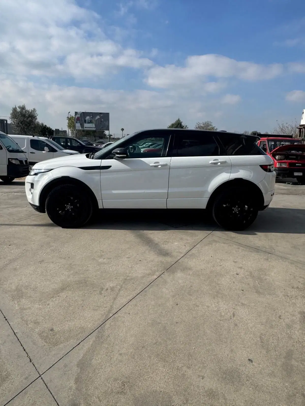 Land Rover Range Rover Evoque usata a Caserta (3)