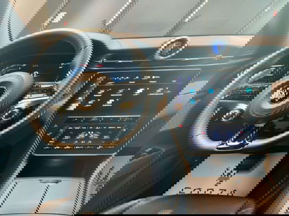 Maserati Grecale usata a Torino (14)