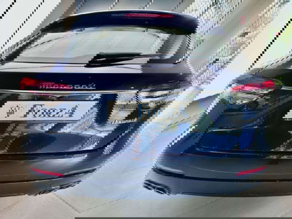 Maserati Levante usata a Torino (7)