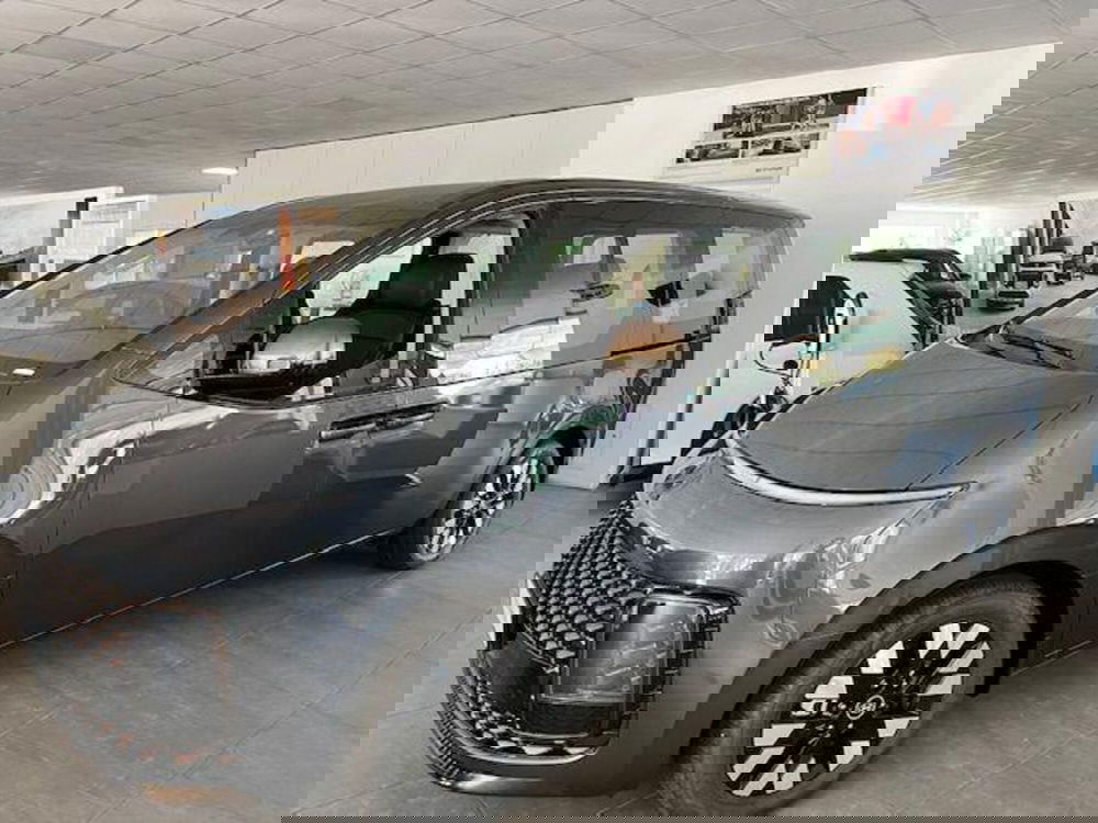 Hyundai Staria nuova a Verbano Cusio Ossola